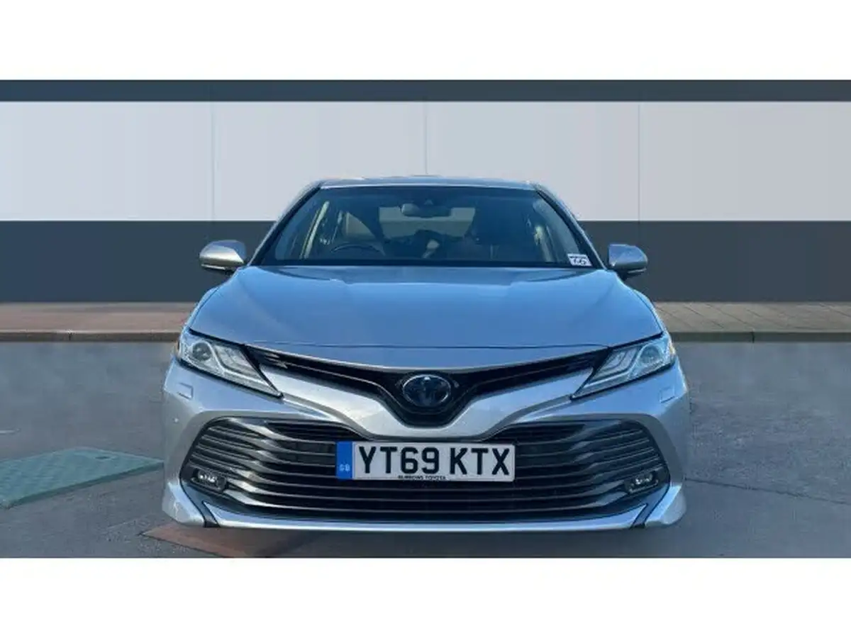 2020-toyota-camry-25-vvt-i-excel-big-2