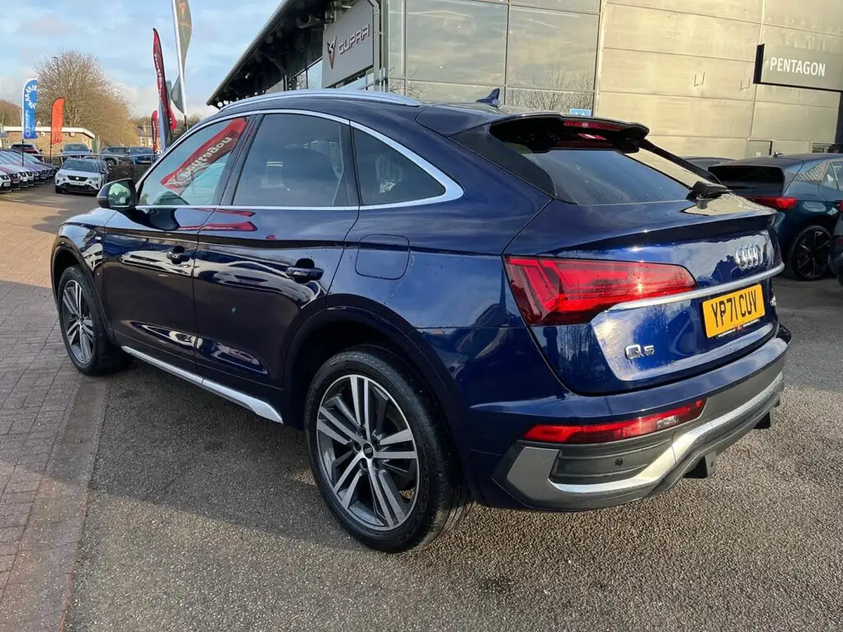 2021-audi-q5-20-55-tfsi-e-competition-sportback-big-37