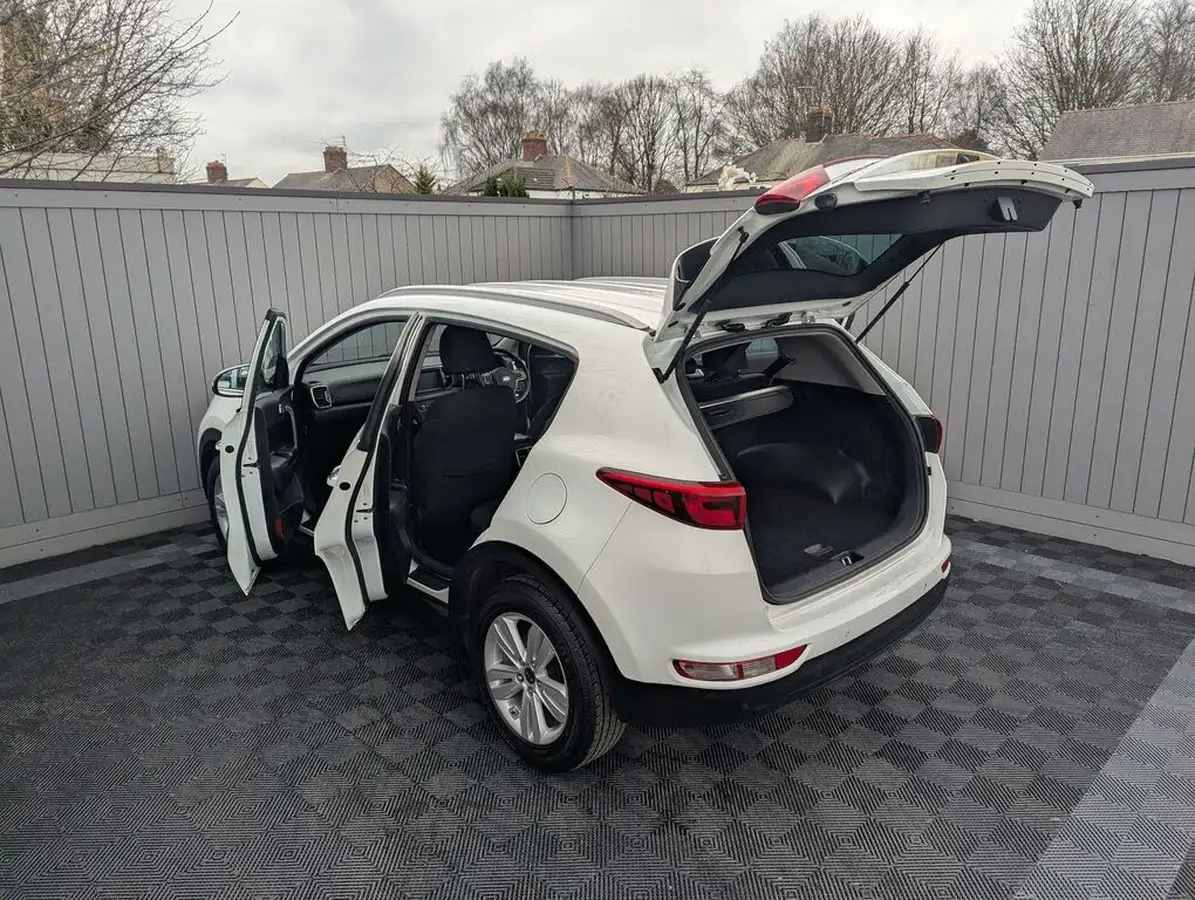 2017-kia-sportage-16-gdi-2-big-19