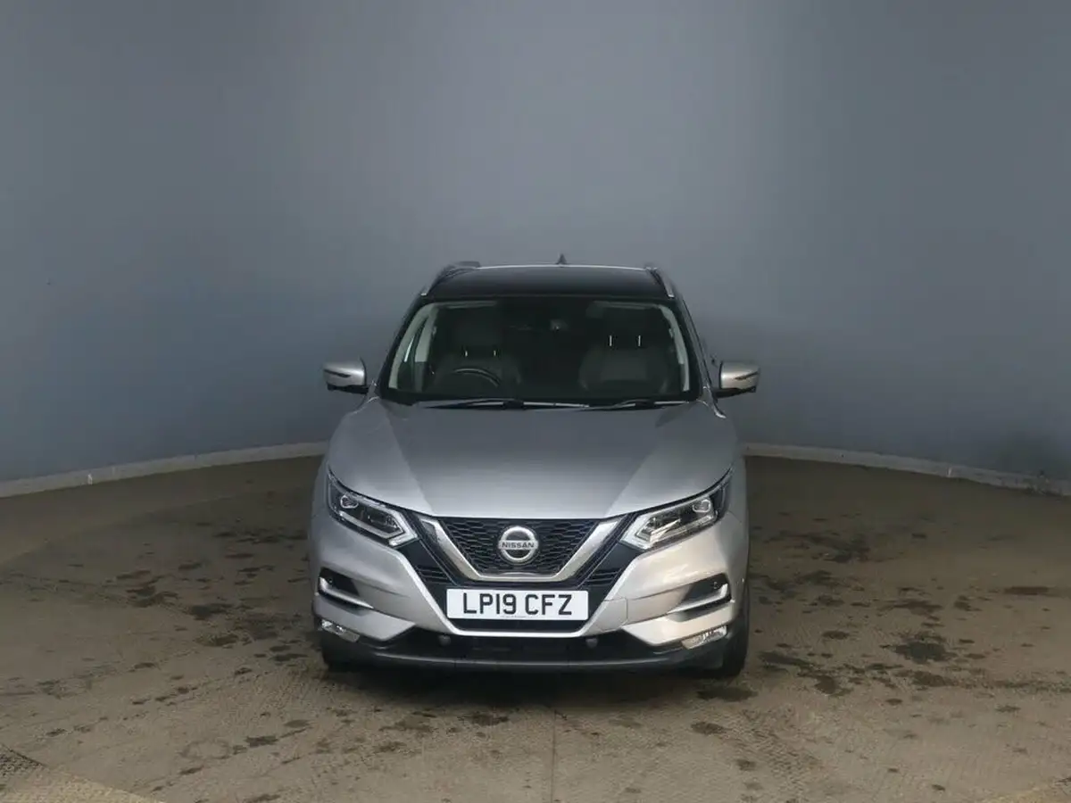 2019-nissan-qashqai-13-dig-t-tekna-140ps-big-2