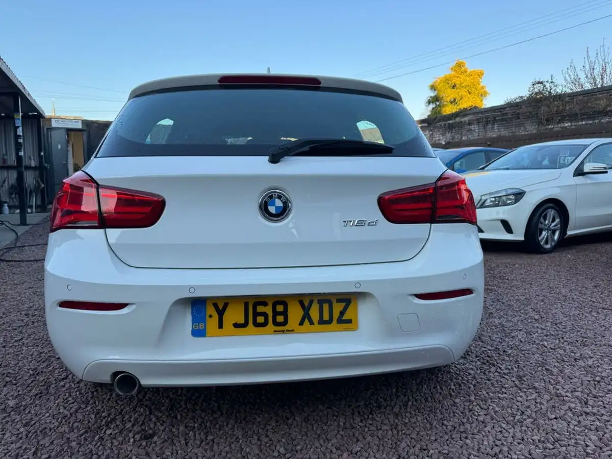 2018-bmw-1-series-15td-116d-se-business-5d-big-6