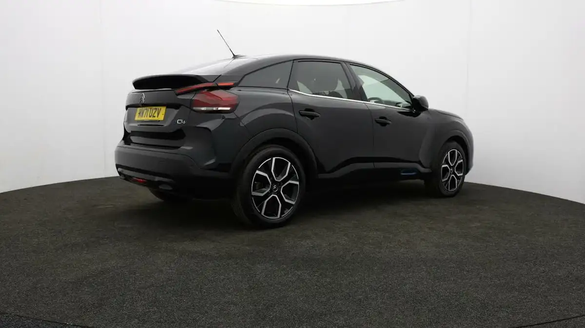 2021-citroen-c4-e-shine-big-31