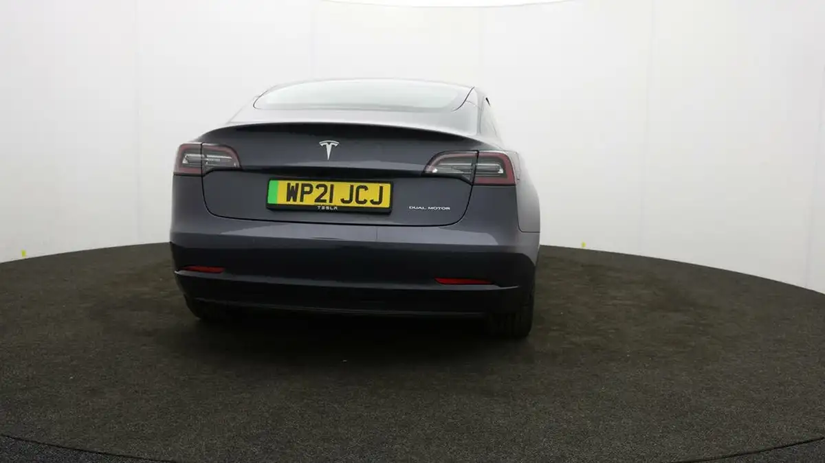 2021-tesla-model-3-e-long-range-4x4-big-5
