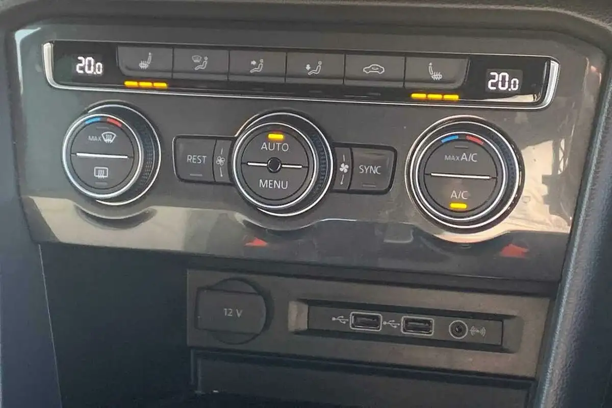 2019-volkswagen-tiguan-20-tsi-sel-190ps-dsg-big-27
