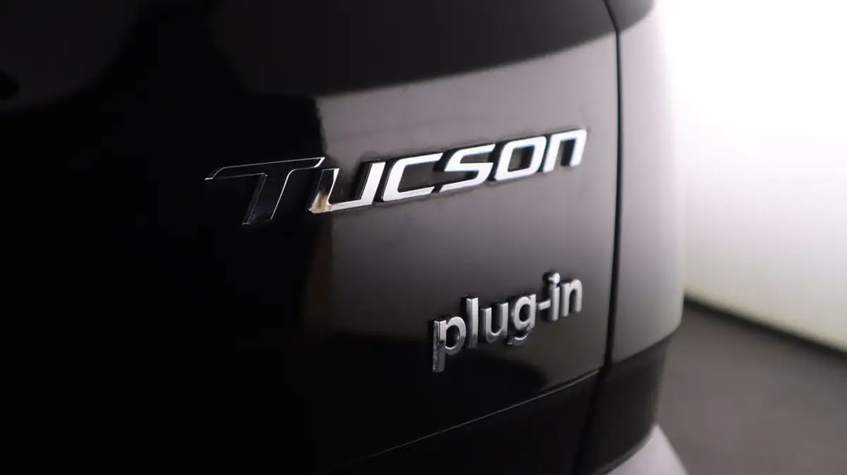 2022-hyundai-tucson-16-t-gdi-premium-265ps-4wd-phev-auto-big-22