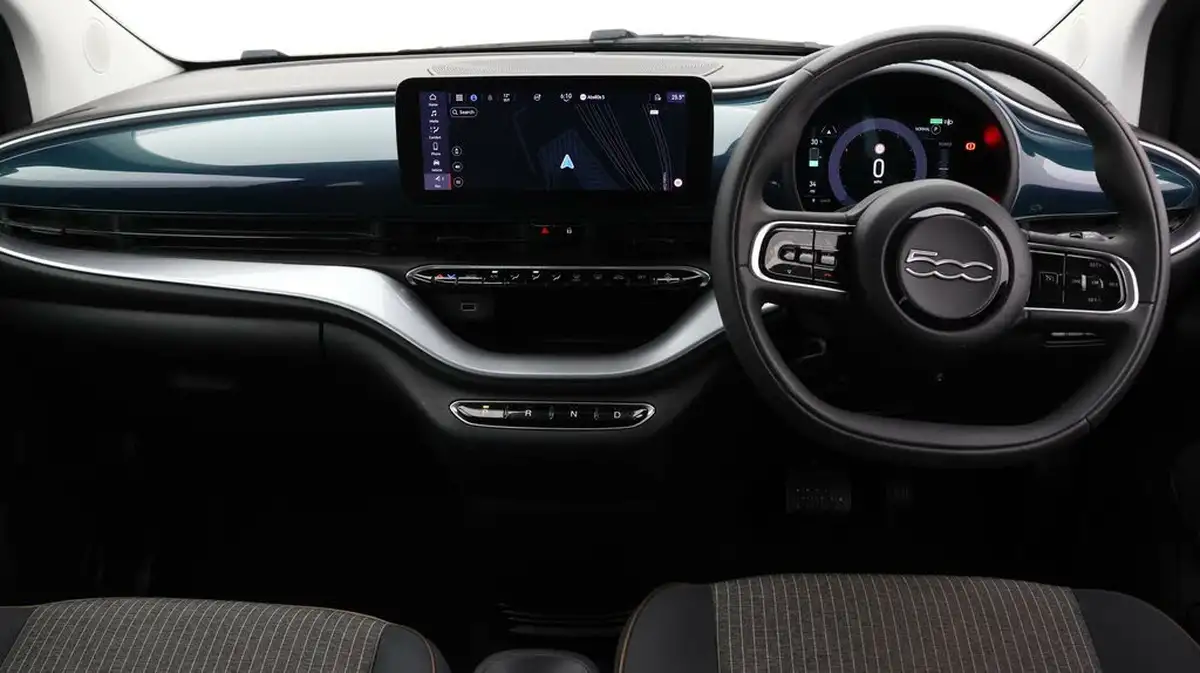 2022-fiat-500-e-icon-117bhp-big-12