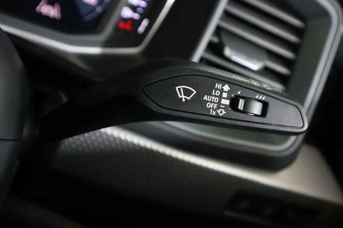 2020-audi-a1-15-35-tfsi-s-line-tronic-big-29