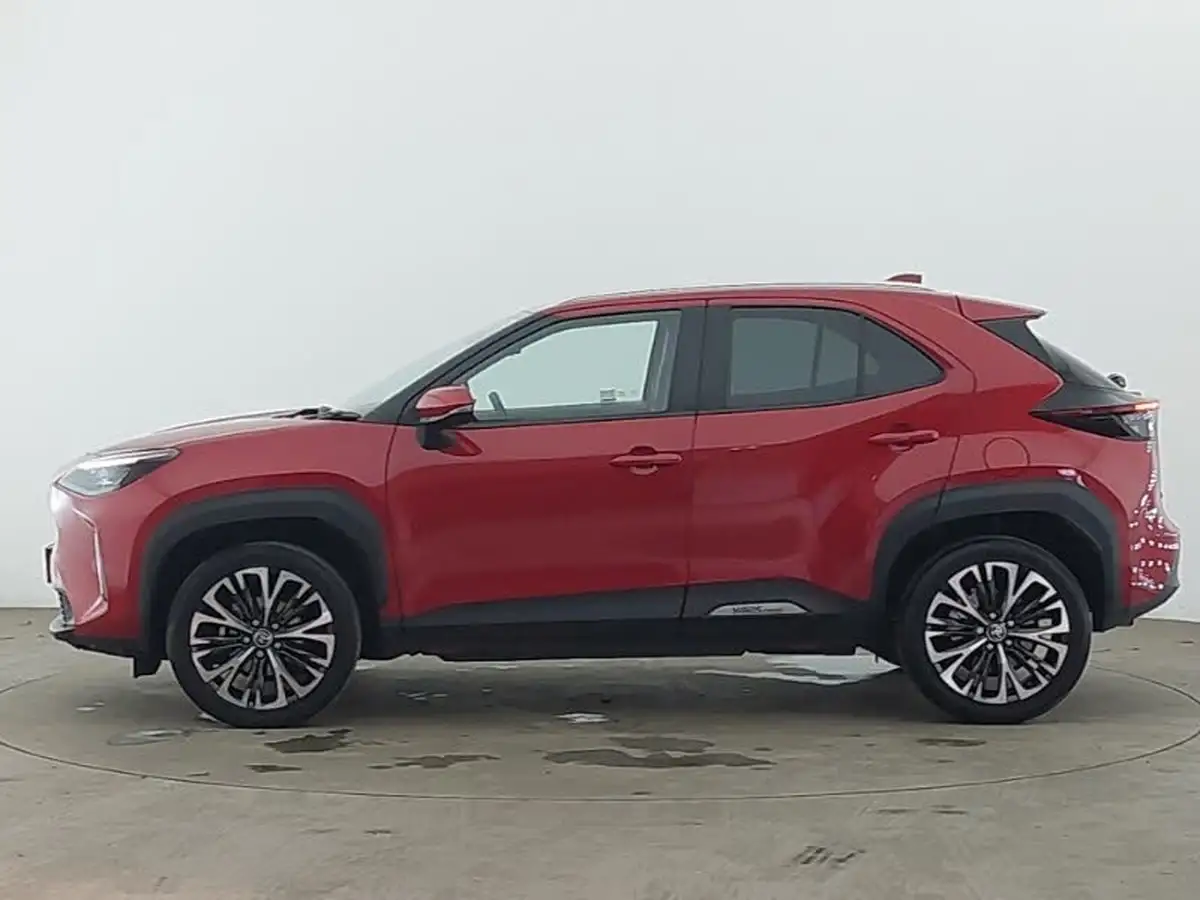 2022-toyota-yaris-cross-15-vvt-i-excel-big-3