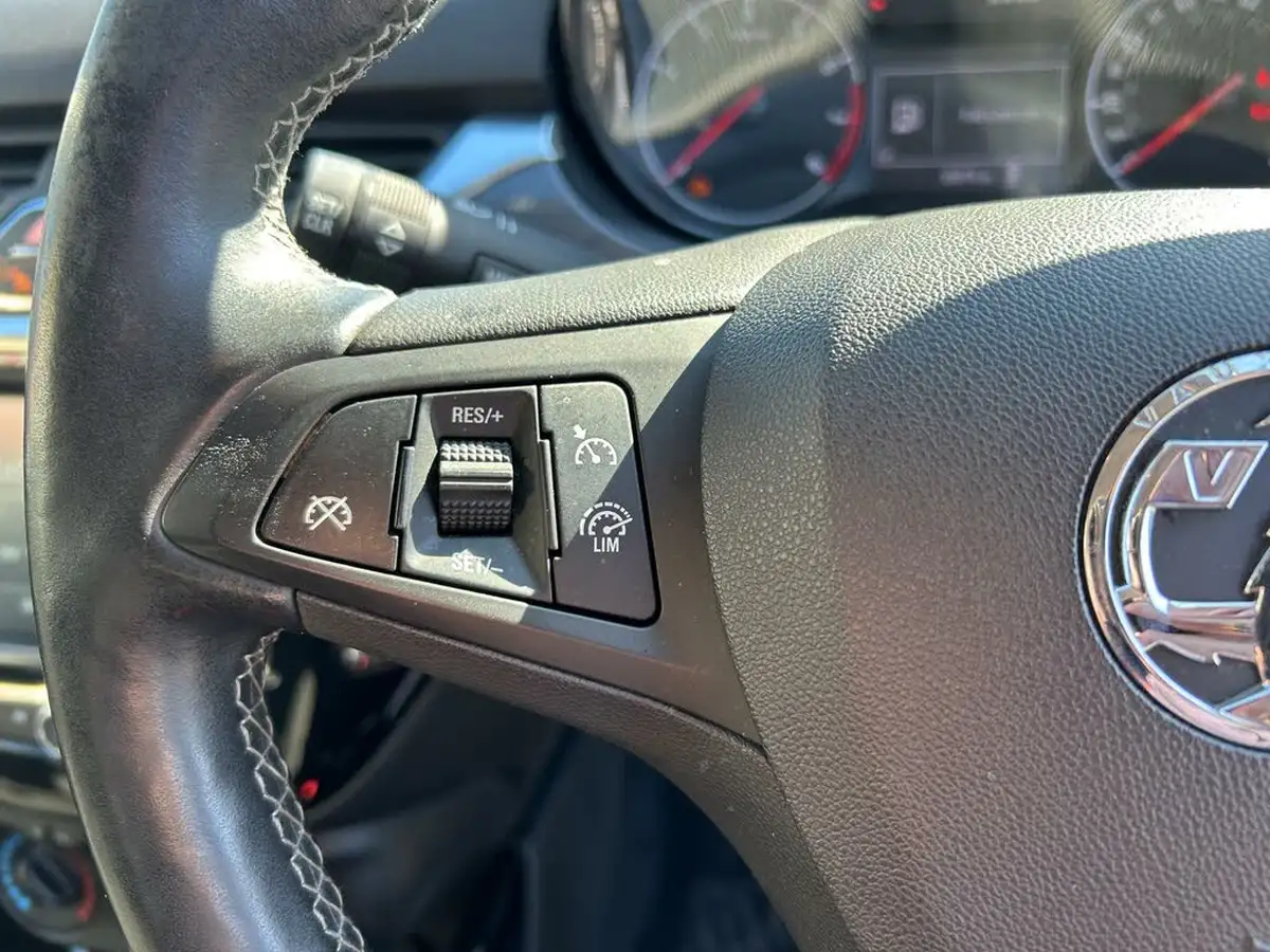 2019-vauxhall-corsa-14i-se-nav-90ps-ecotec-5d-big-14