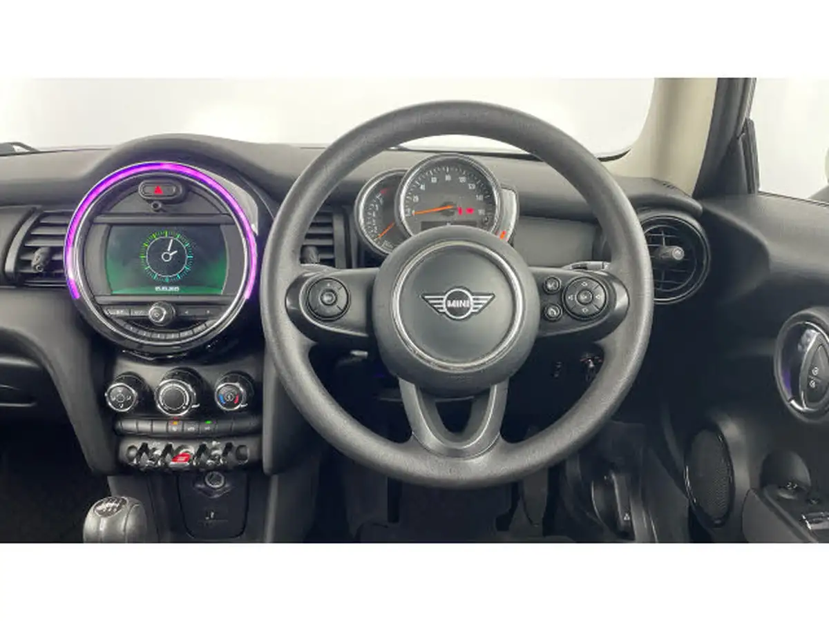 2018-mini-cooper-15-one-series-ii-ss-5d-big-4