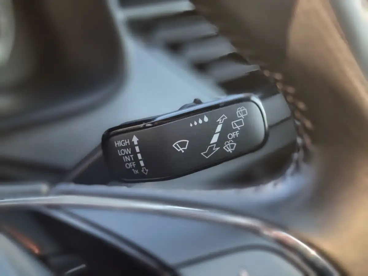 2020-skoda-kamiq-10-tsi-se-95ps-big-17