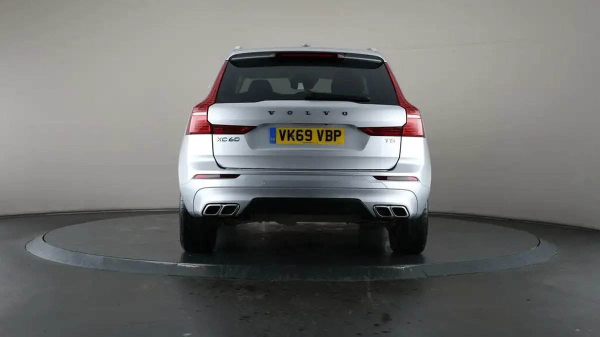 2019-volvo-xc60-20-t5-momentum-pro-big-30