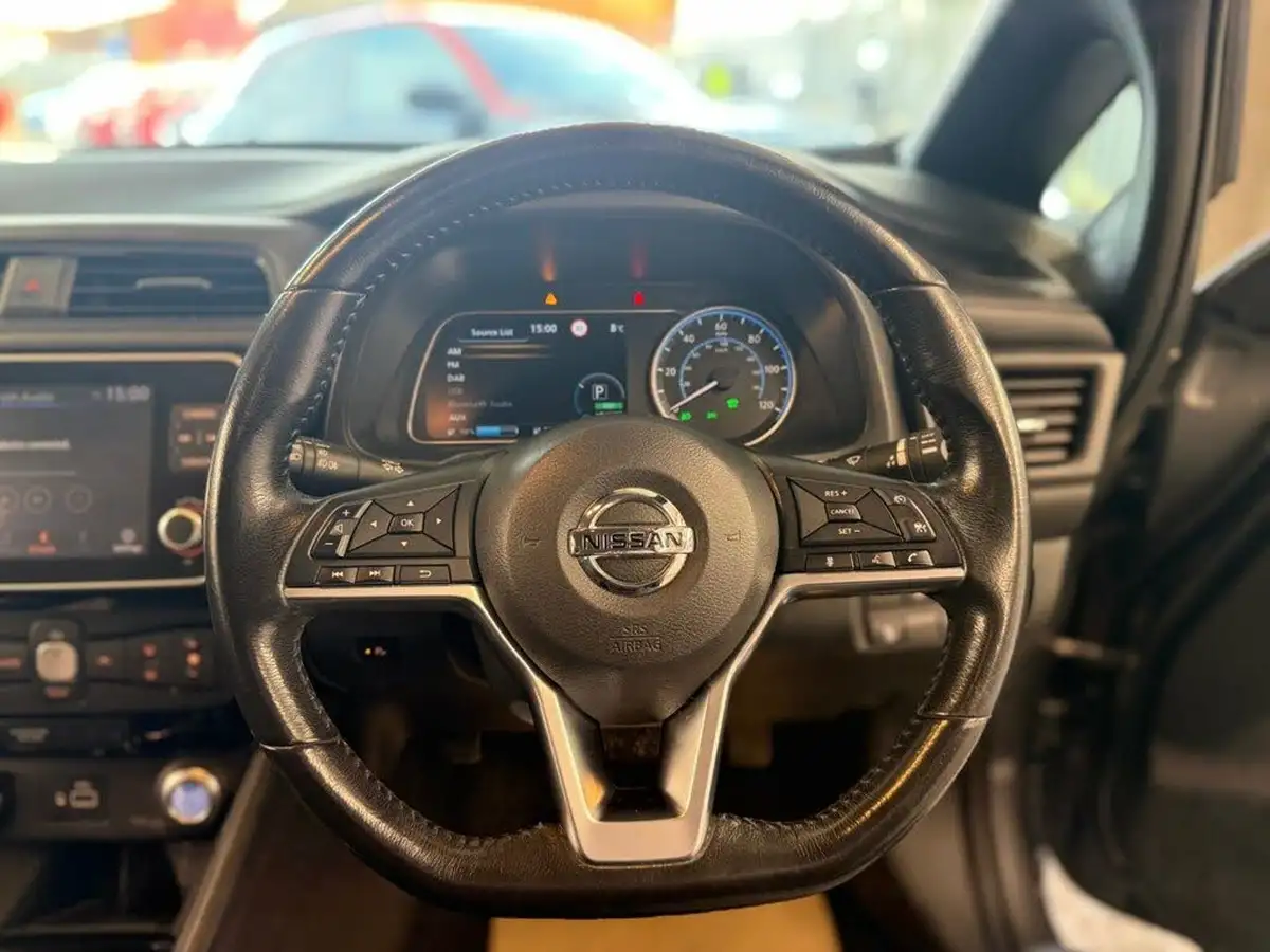 2019-nissan-leaf-e-acenta-big-22