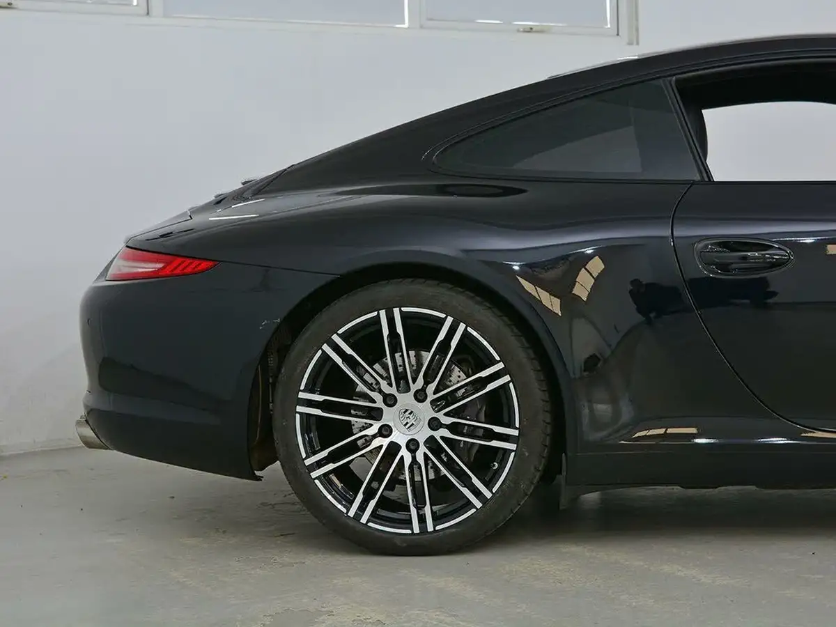 2015-porsche-911-34-carrera-black-edition-coupe-pdk-big-13