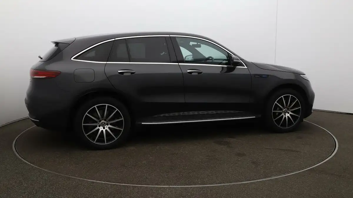 2022-mercedes-benz-eqc-e-eqc-400-amg-line-big-49