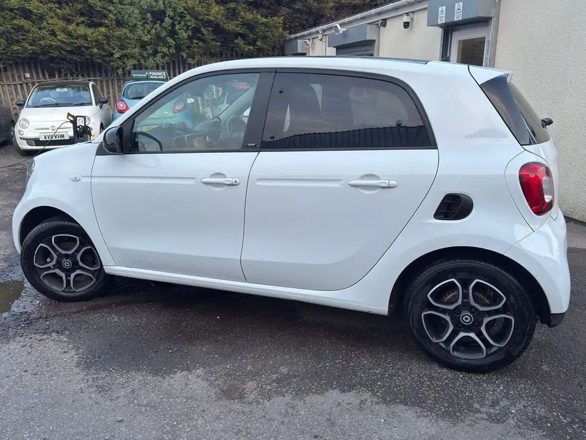 2017-smart-forfour-09-prime-90bhp-premiumss-twinamic-big-5