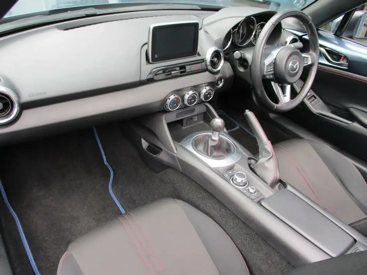 2015-mazda-mx-5-15-se-l-big-12