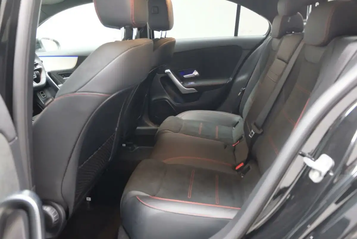 2023-mercedes-benz-a-class-13-a180-amg-line-executive-saloon-4d-7g-dct-big-14