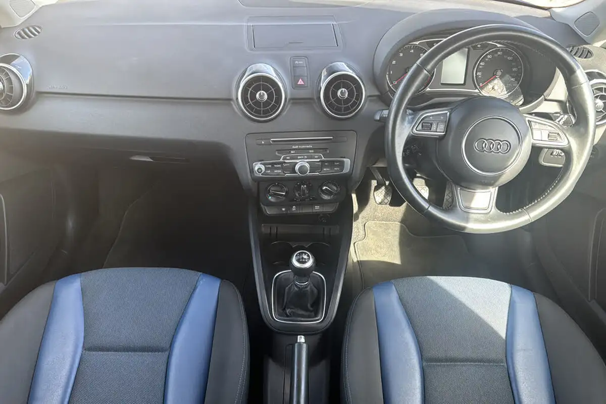 2015-audi-a1-14-sport-125ps-ss-hatchback-3d-1395cc-big-7