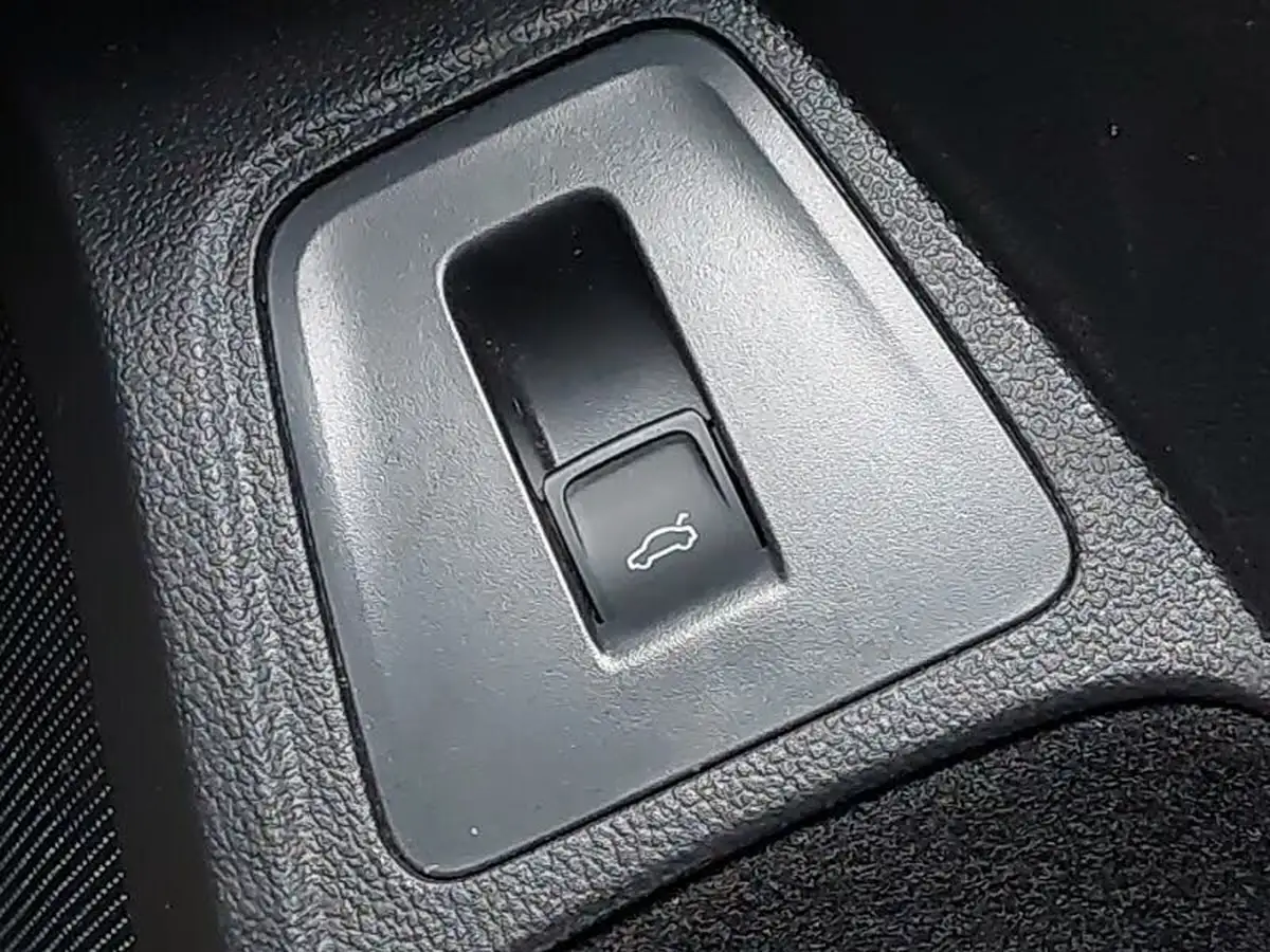 2023-volkswagen-tiguan-allspace-15-tsi-life-big-16