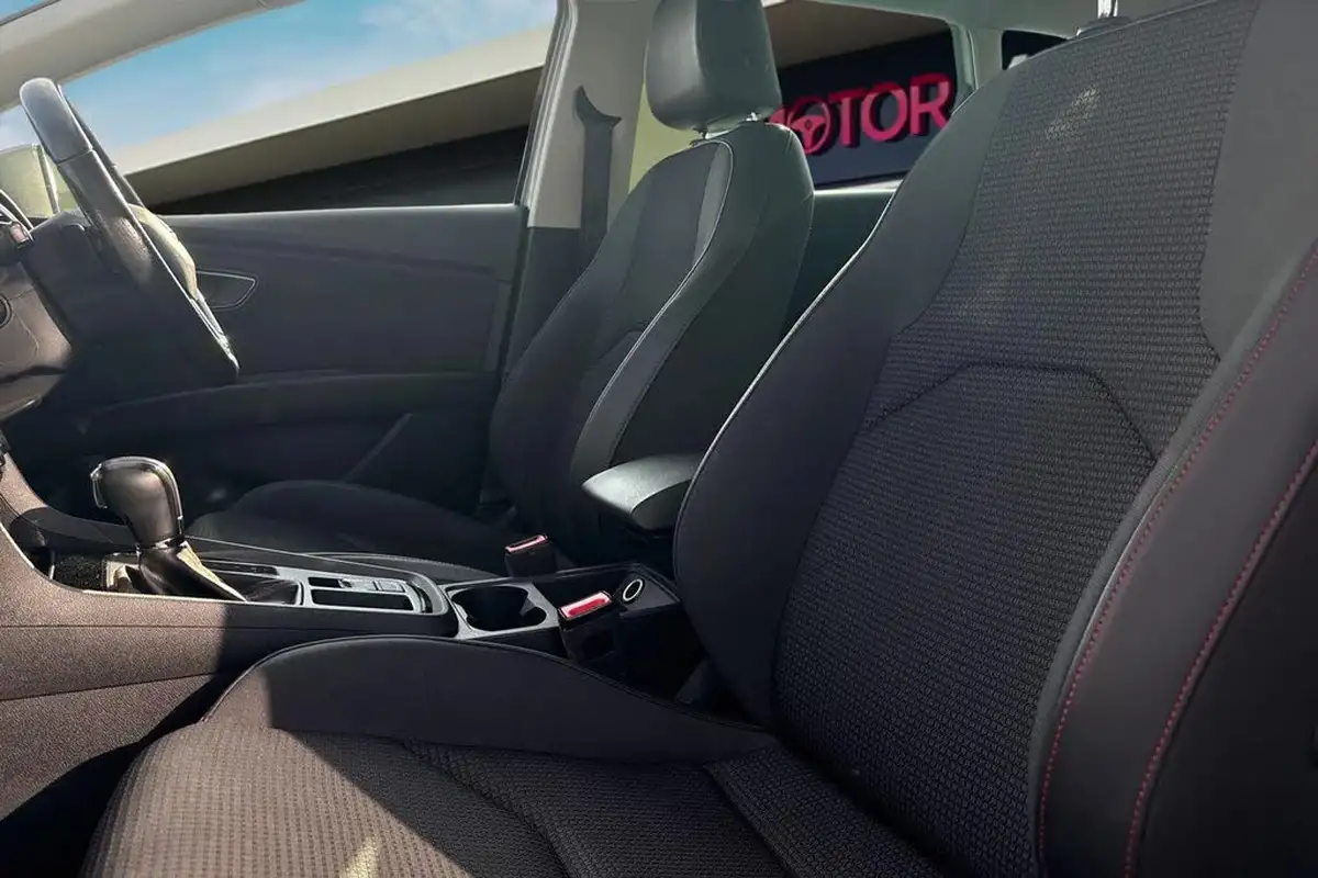2018-seat-leon-14-ecotsi-fr-technology-estate-5d-dsg-big-10