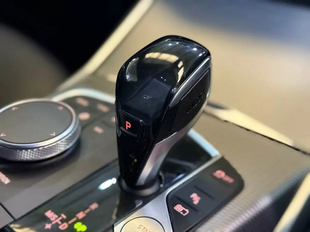 2020-bmw-3-series-20-330e-m-sport-tech-pack-saloon-4d-big-46