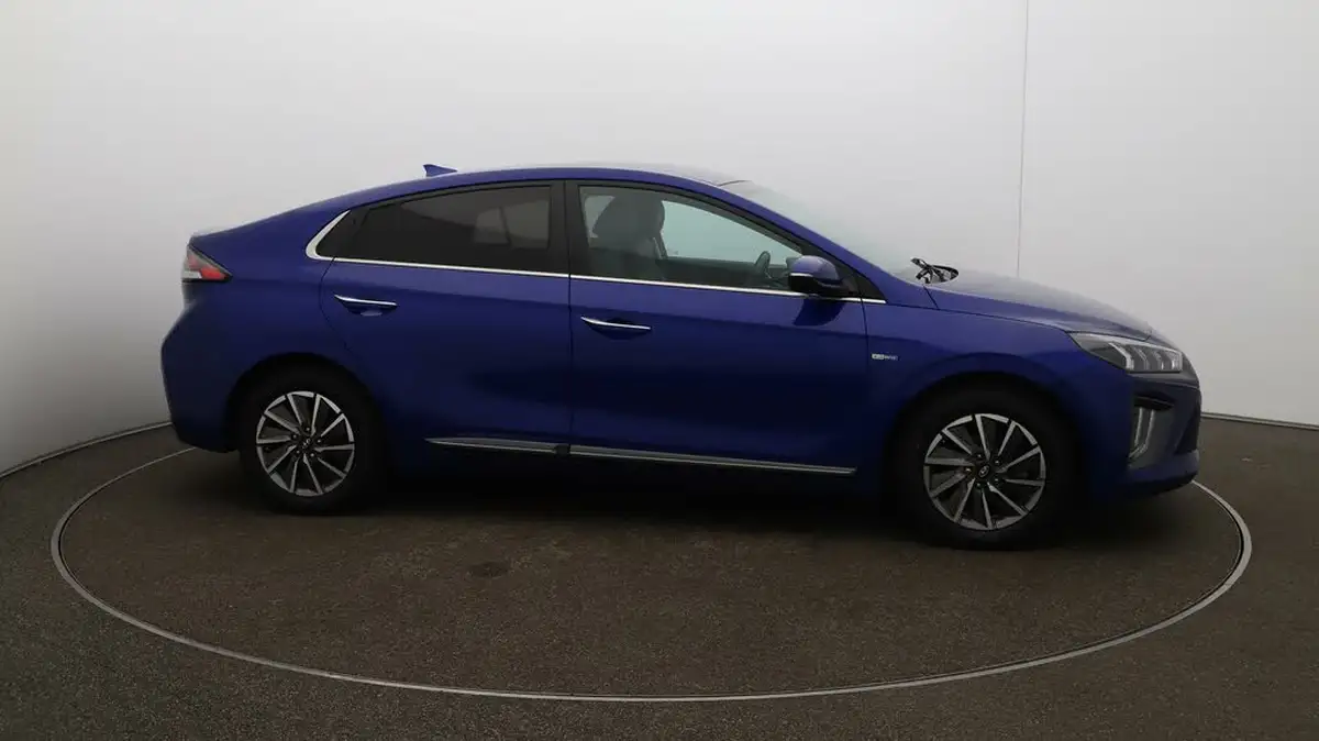 2021-hyundai-ioniq-e-premium-se-electric-100kw-big-39