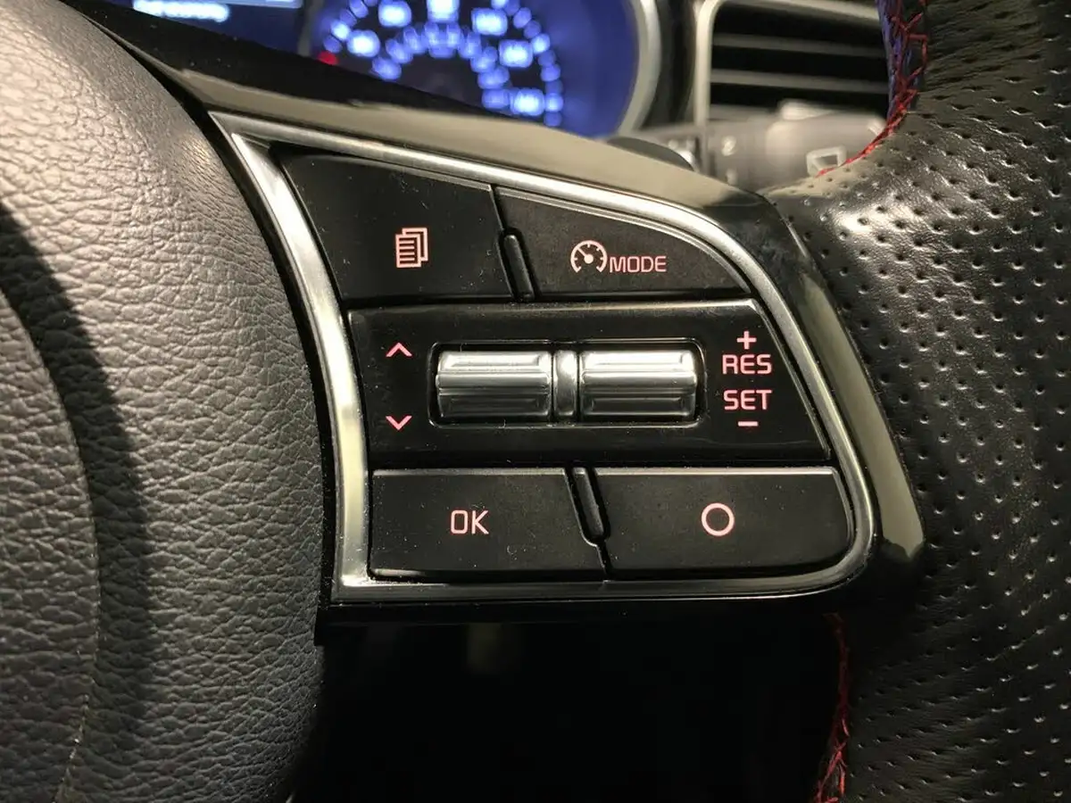 2021-kia-pro-ceed-16-t-gdi-gt-big-26