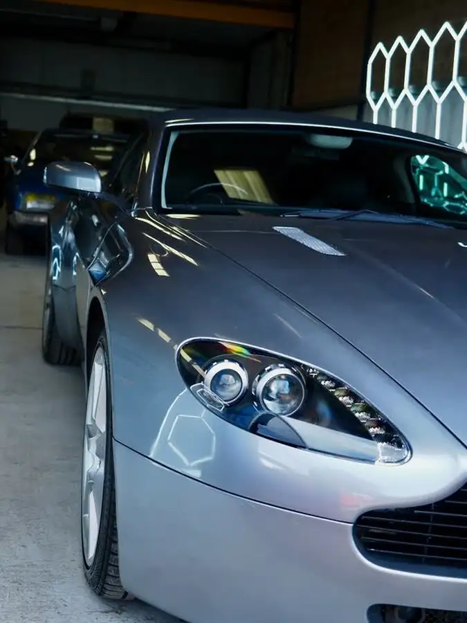 2008-aston-martin-vantage-43-convertible-sportshift-big-3