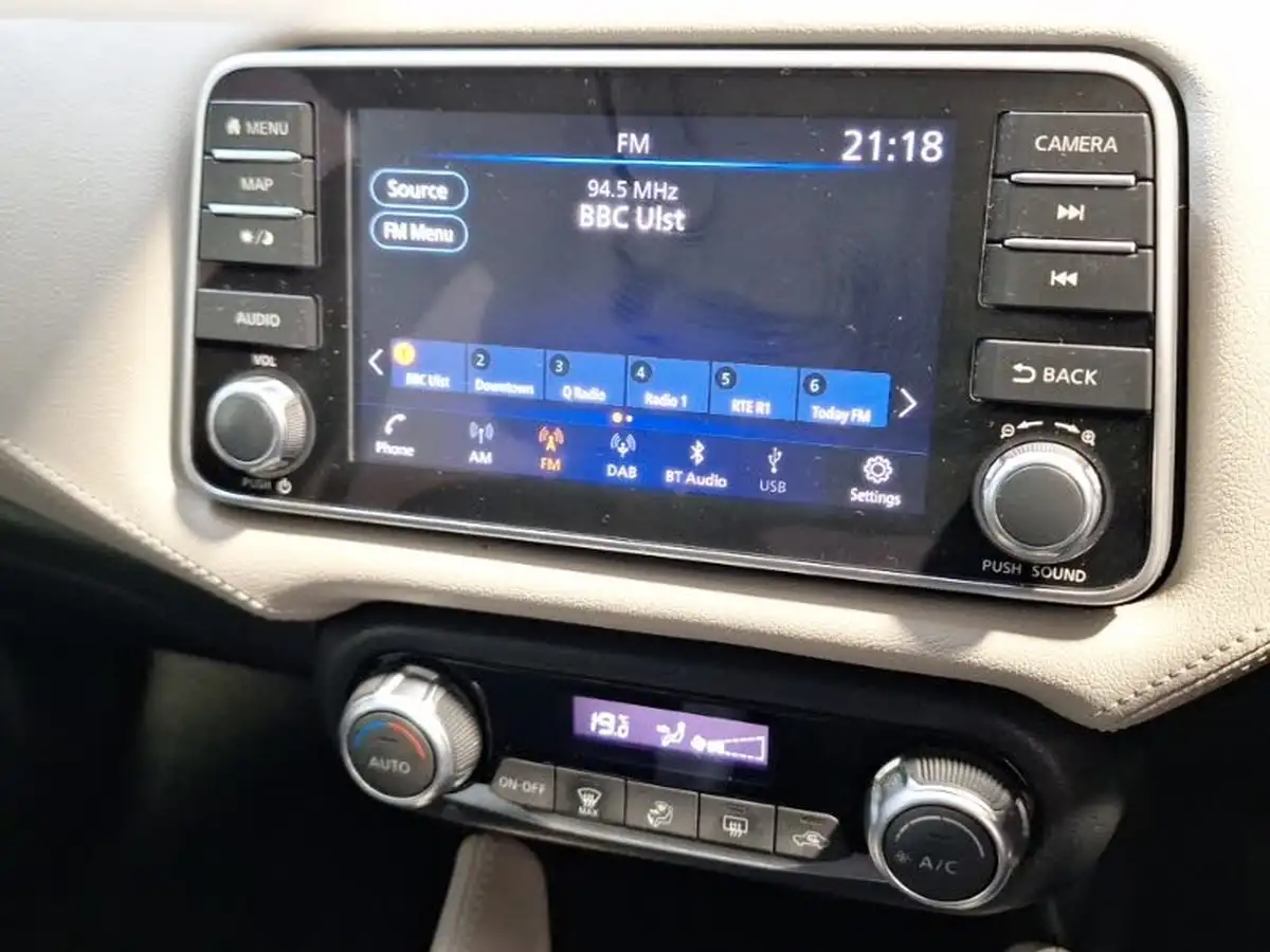 2022-nissan-micra-10-ig-t-tekna-cvt-big-14