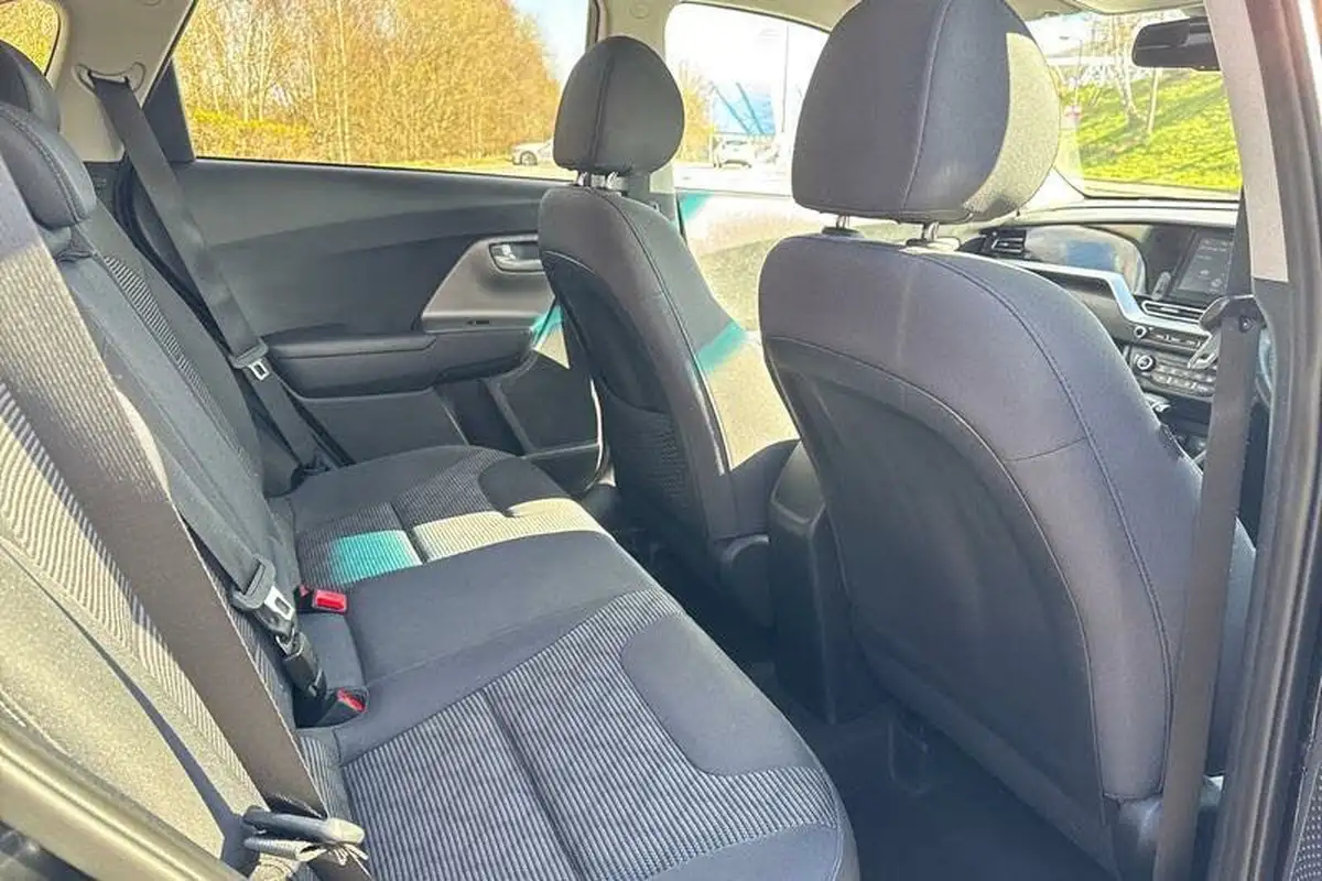 2022-kia-niro-16-gdi-2-139bhp-156kwh-big-36