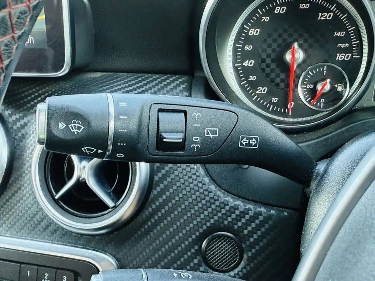 2016-mercedes-benz-a-class-21d-a200d-amg-line-136ps-premiumss-7g-dct-big-18