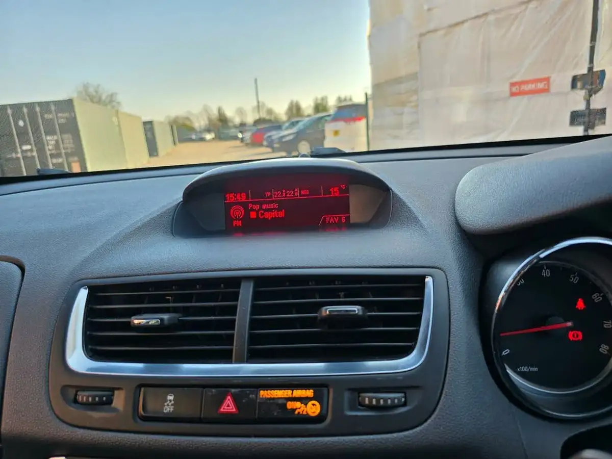 2015-vauxhall-mokka-14i-16v-turbo-se-auto-big-43