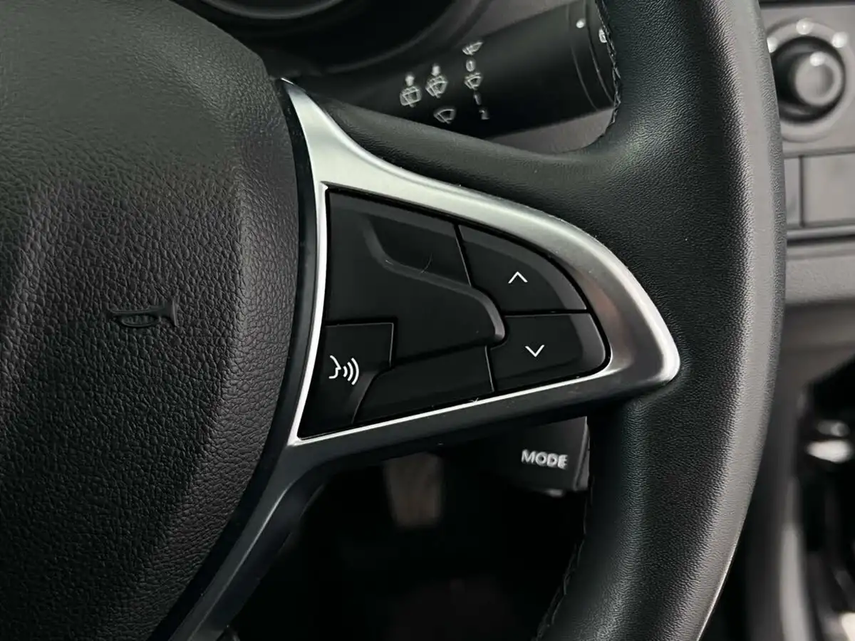 2022-dacia-duster-09-tce-prestige-big-24
