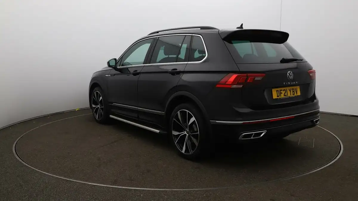 2021-volkswagen-tiguan-15-tsi-r-line-big-54