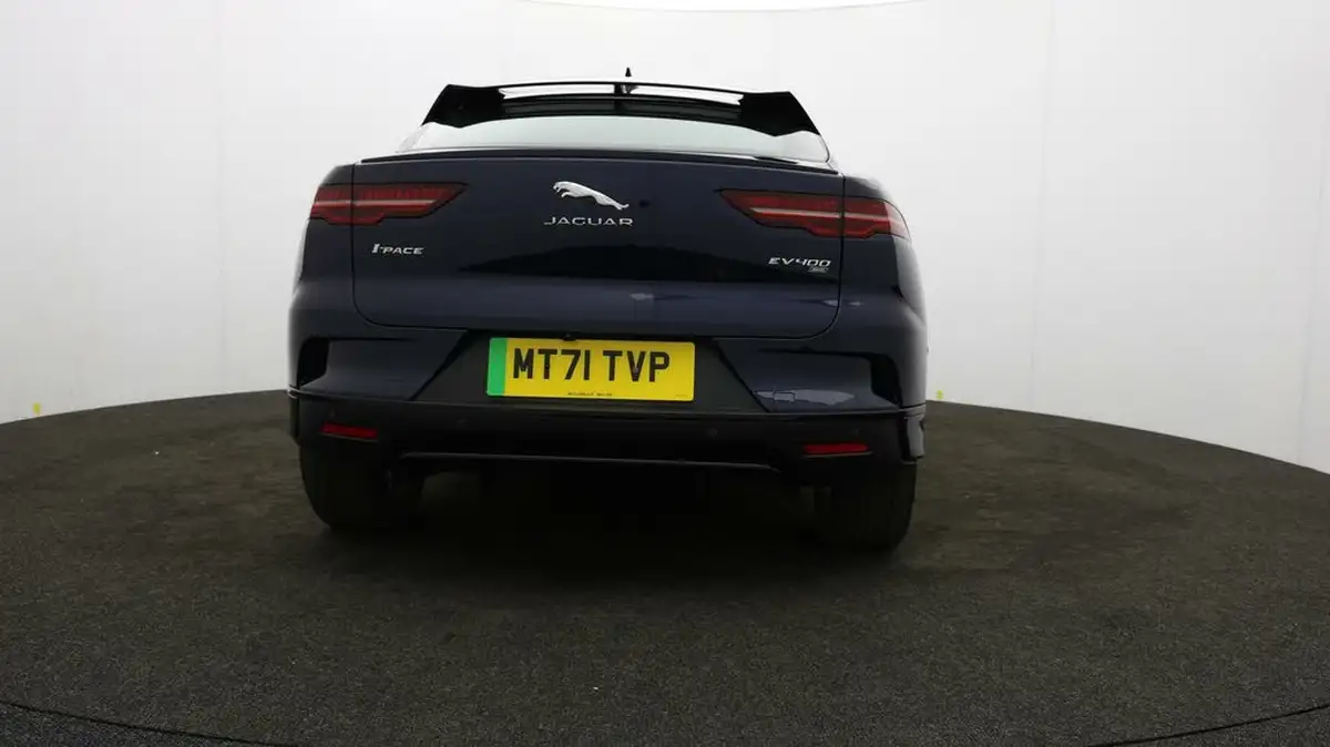 2021-jaguar-i-pace-ev400-se-big-5