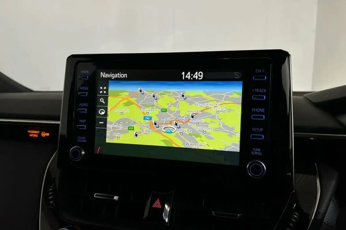 2022-toyota-corolla-18-vvt-i-icon-tech-trk-hatchback-5d-big-16