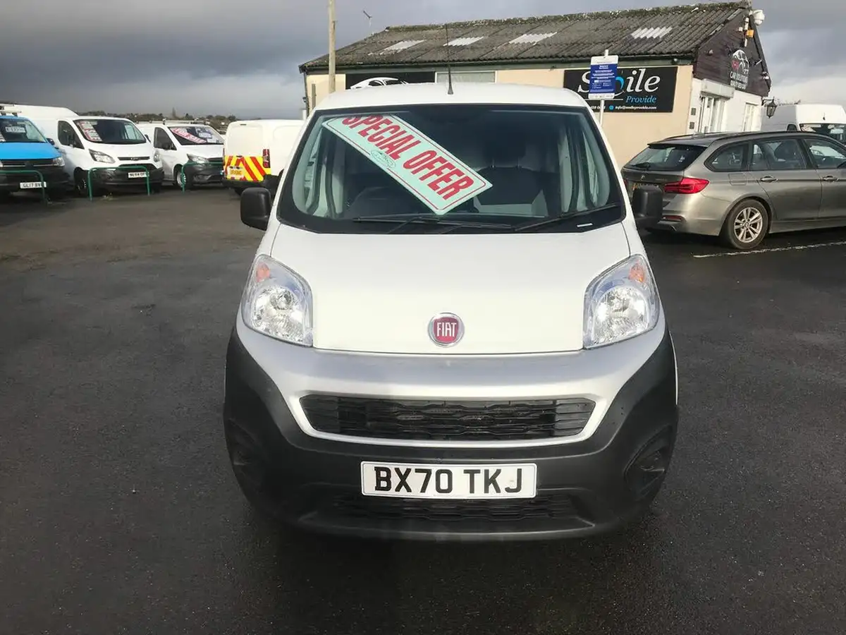 2020-fiat-fiorino-13td-cargo-tecnico-big-1