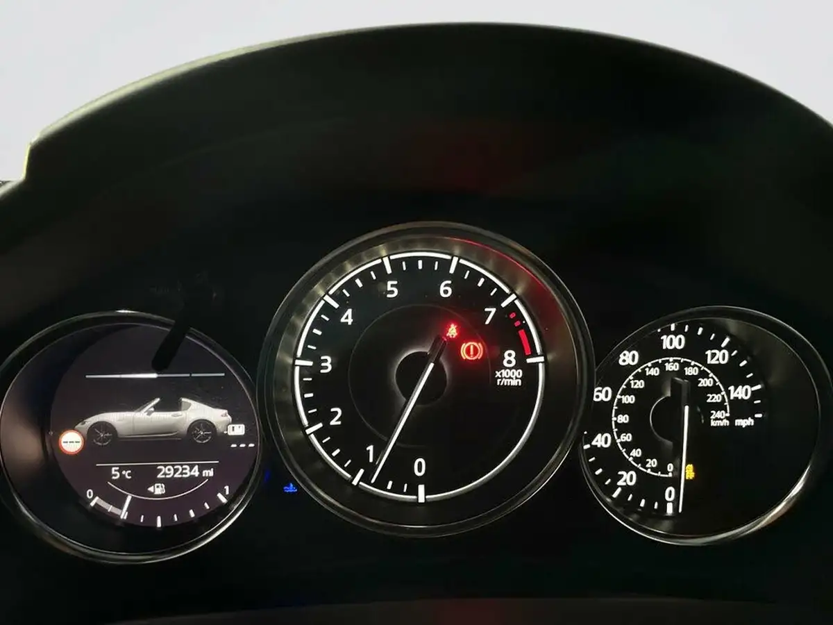 2019-mazda-mx-5-20-sport-nav-ss-rf-big-18