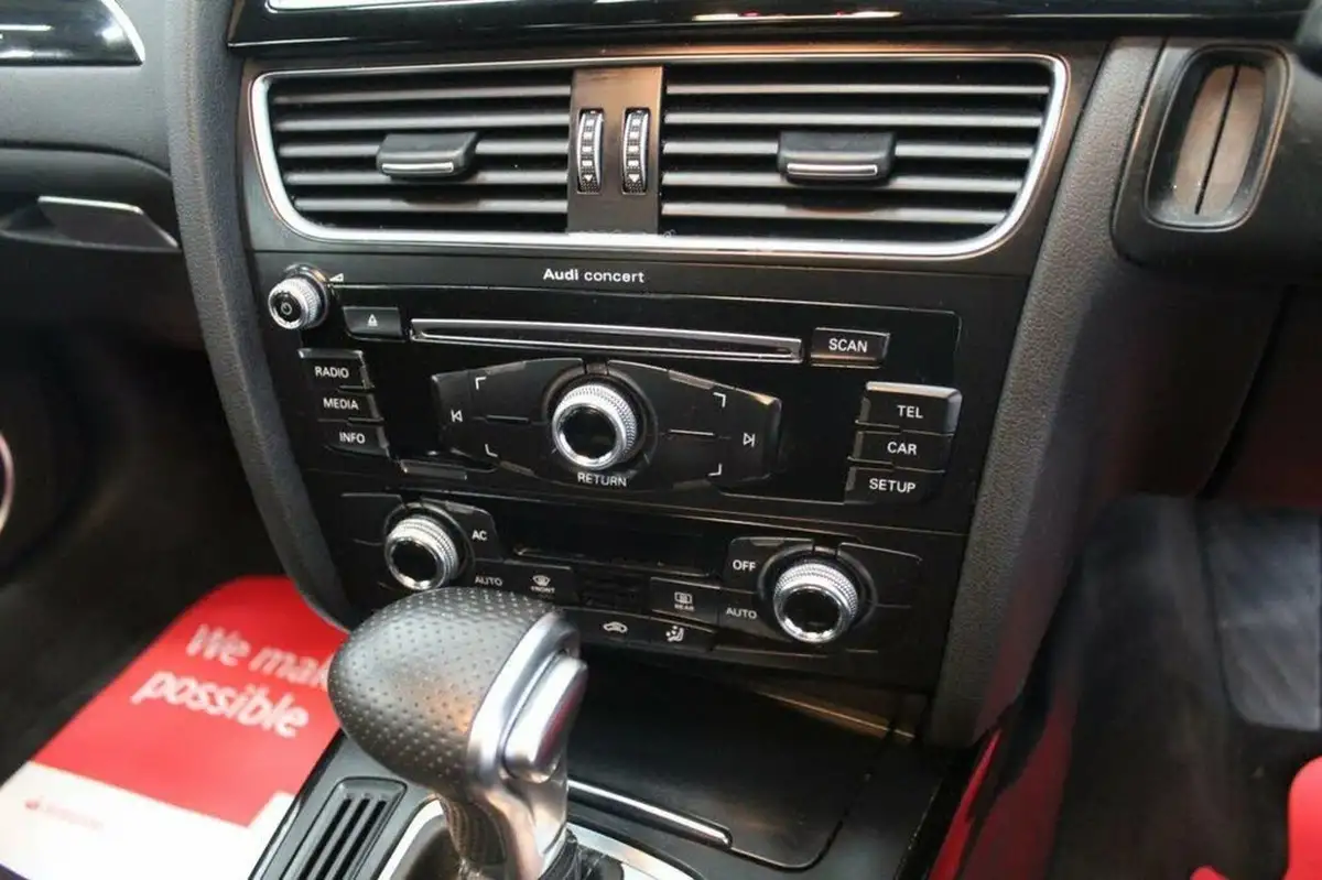 2015-audi-a4-20td-black-edition-177ps-multitronic-big-41