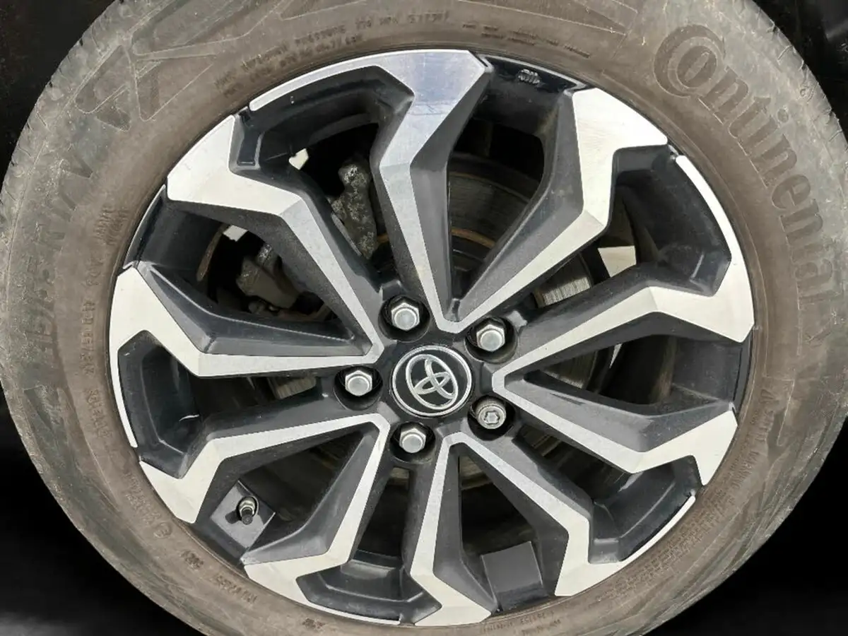 2022-toyota-yaris-15-vvt-i-design-panoramic-roof-big-11
