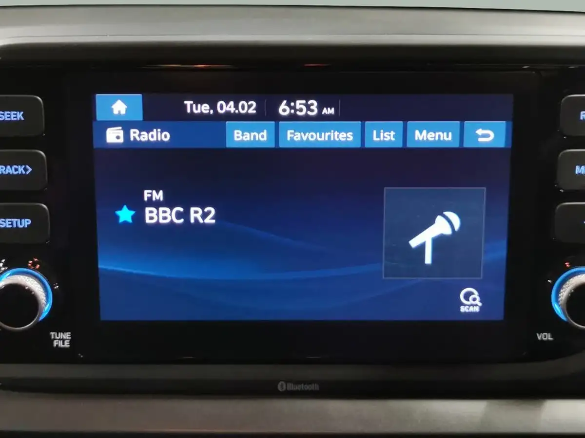2021-hyundai-i20-10-t-gdi-element-big-4