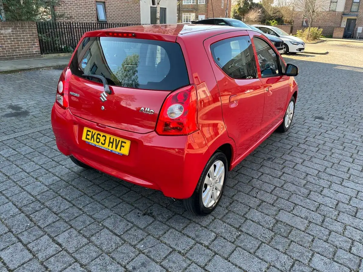 2013-suzuki-alto-10-sz4-auto-big-11