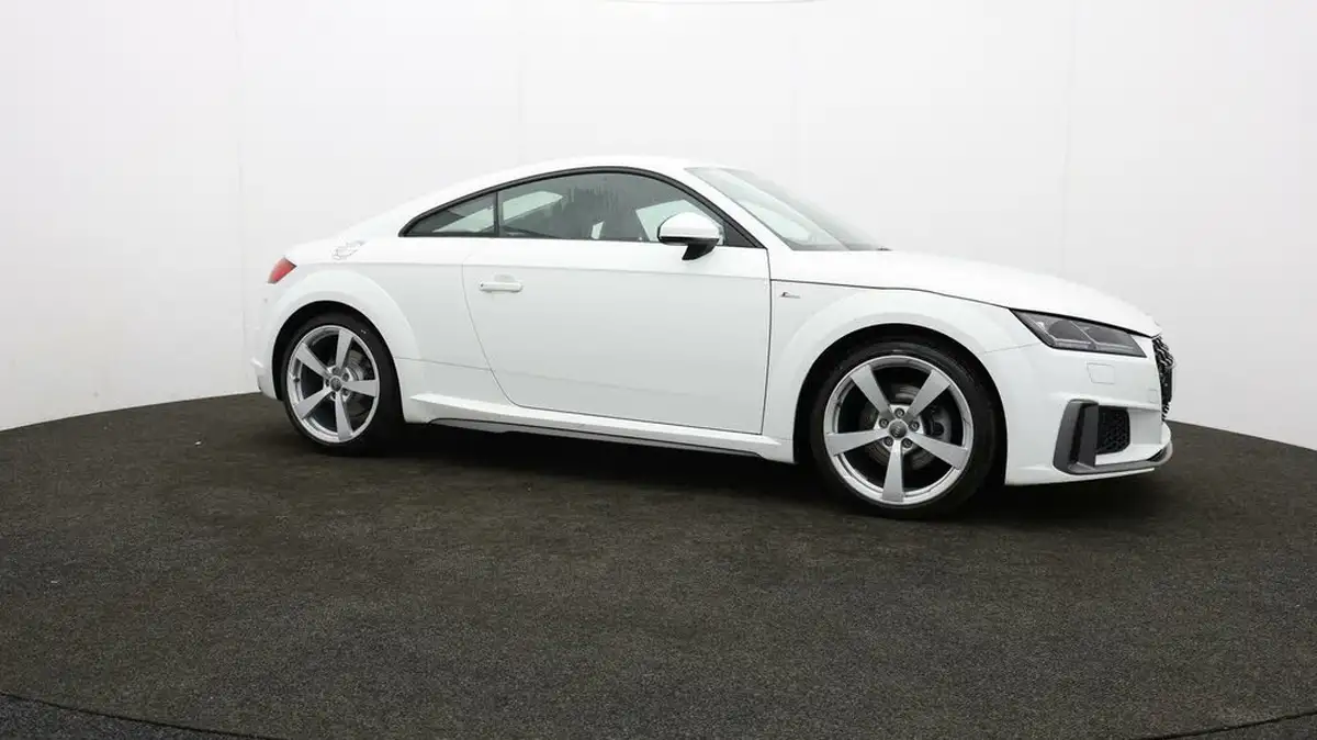 2019-audi-tt-coupe-20-40-tfsi-s-line-big-42