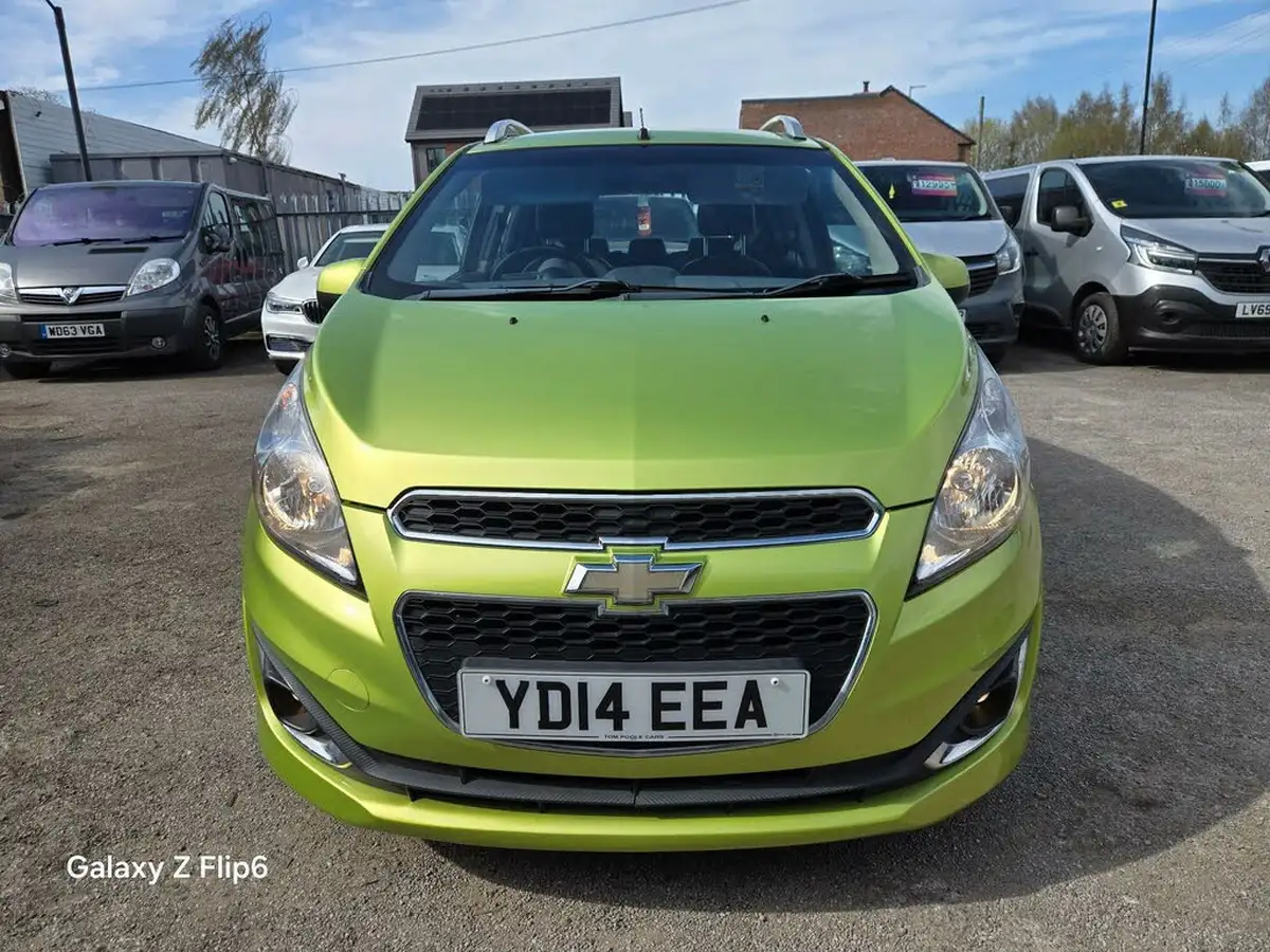 2014-chevrolet-spark-12-ltz-big-1