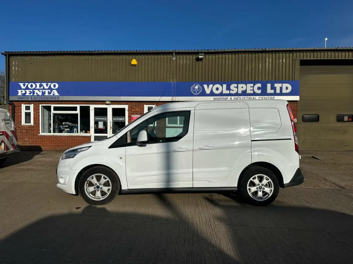 2017-ford-transit-connect-15tdci-l1-200-limited-big-5