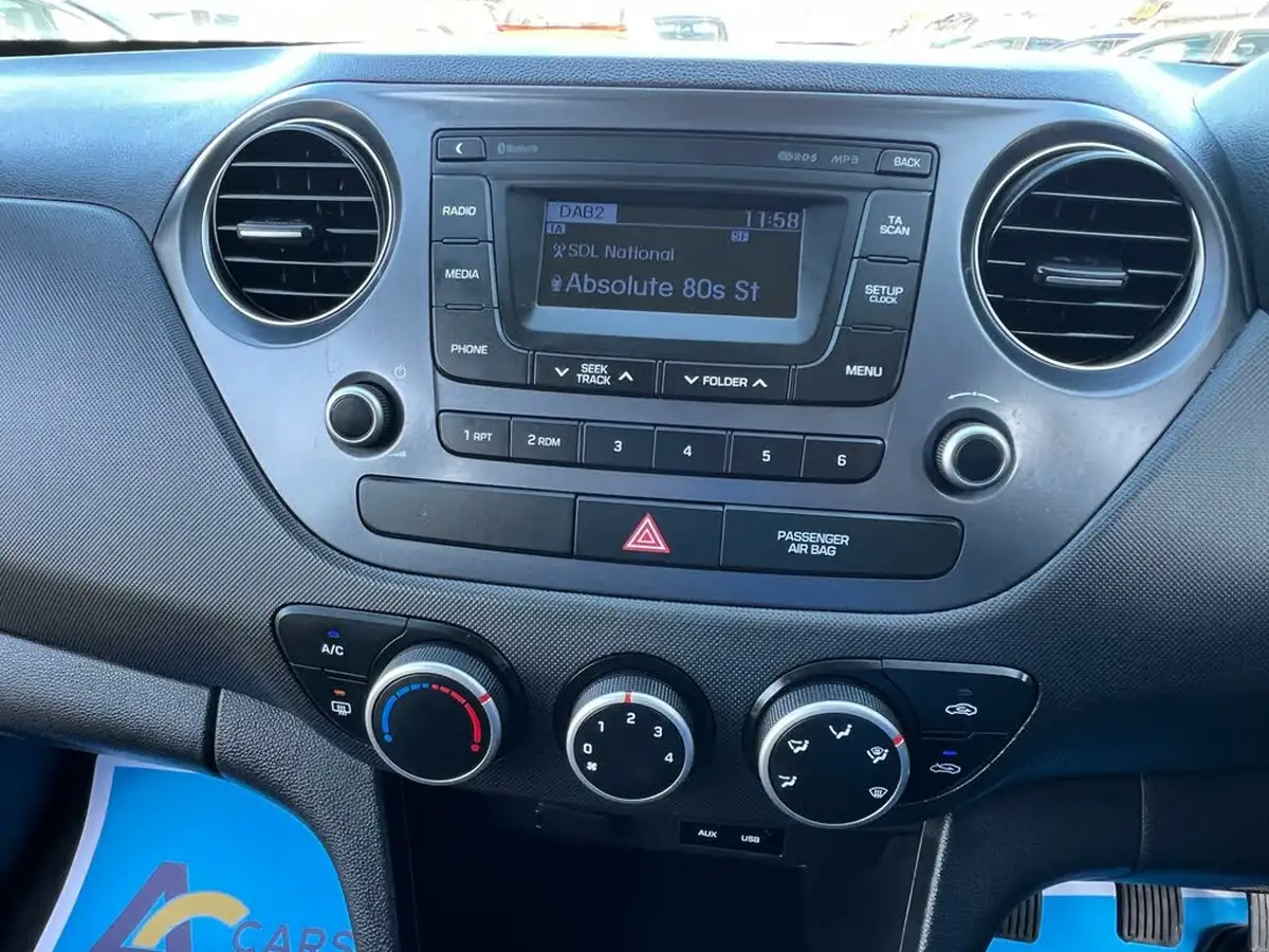 2019-hyundai-i10-10-se-67ps-big-22