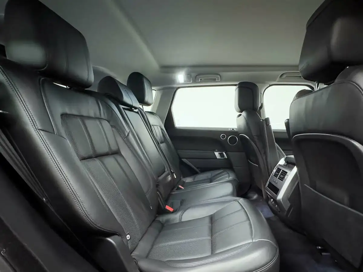 2020-land-rover-range-rover-sport-30-p400-hse-big-48
