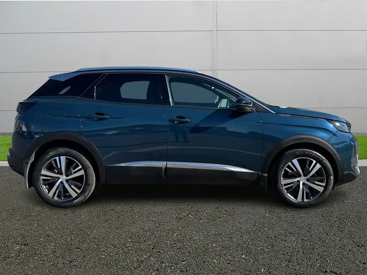 2023-peugeot-3008-suv-12-puretech-allure-premium-eat8-big-7
