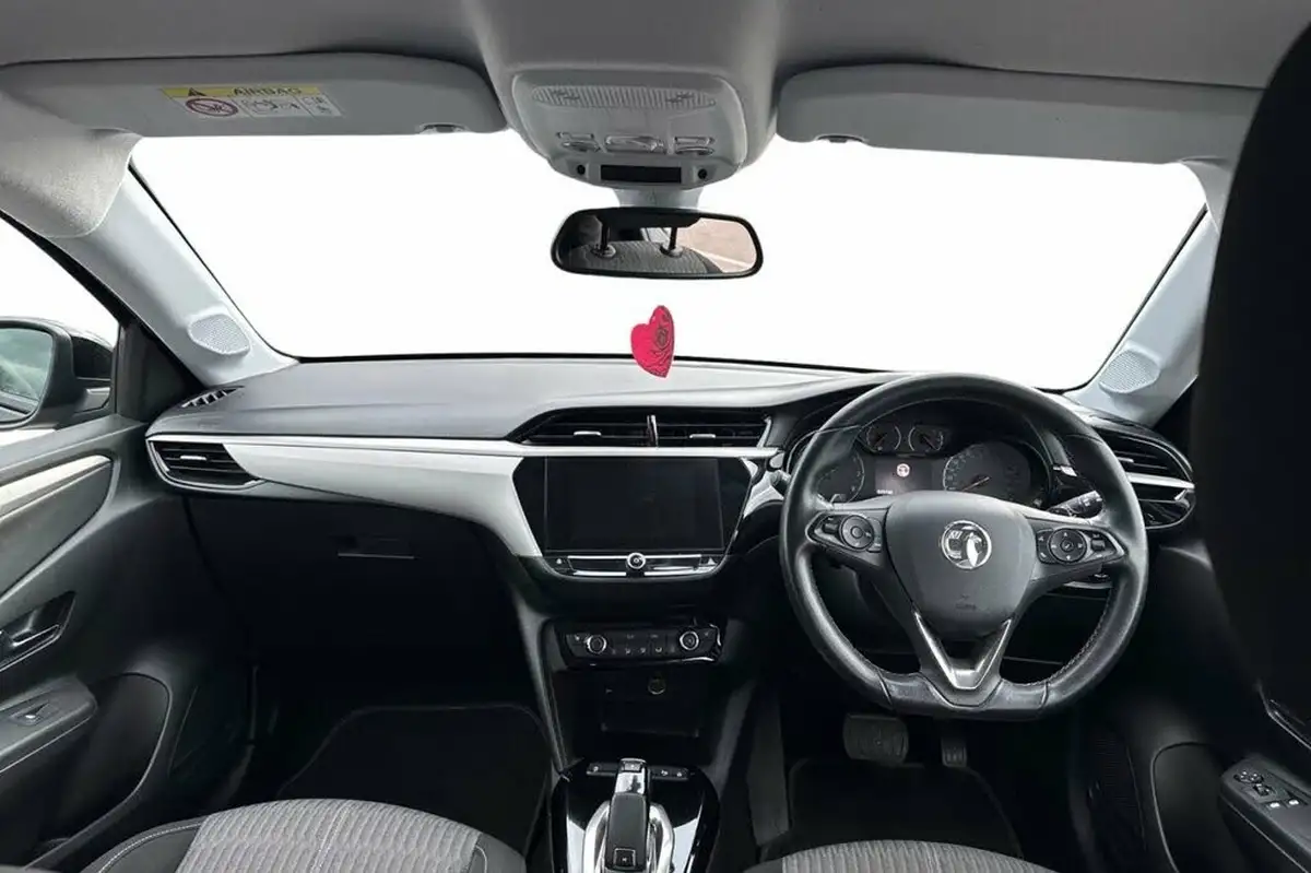 2020-vauxhall-corsa-12-turbo-se-premium-auto-big-9